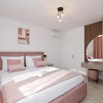 Vakantiehuis Awesome In *